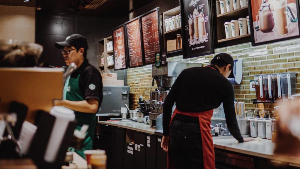 Starbucks: ¡Sabor y Éxito en tu Carrera!
